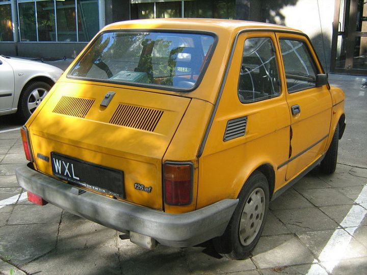 Web Car Story Fiat 126 el