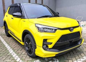 Yellow + Black Roof
